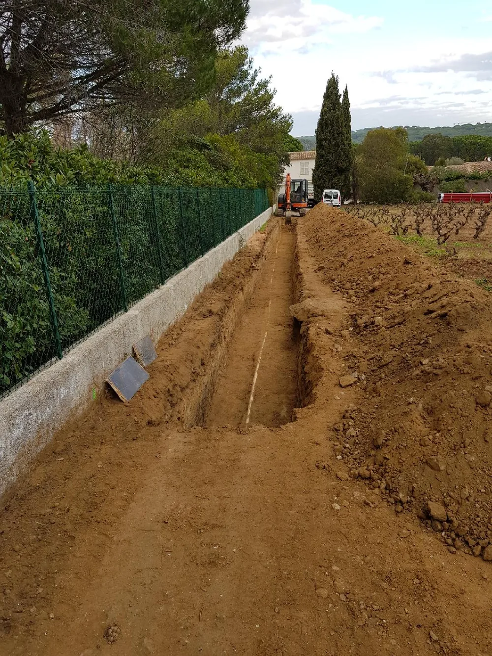 Tranchée de terrassement réalisée par MERCIER Environnement